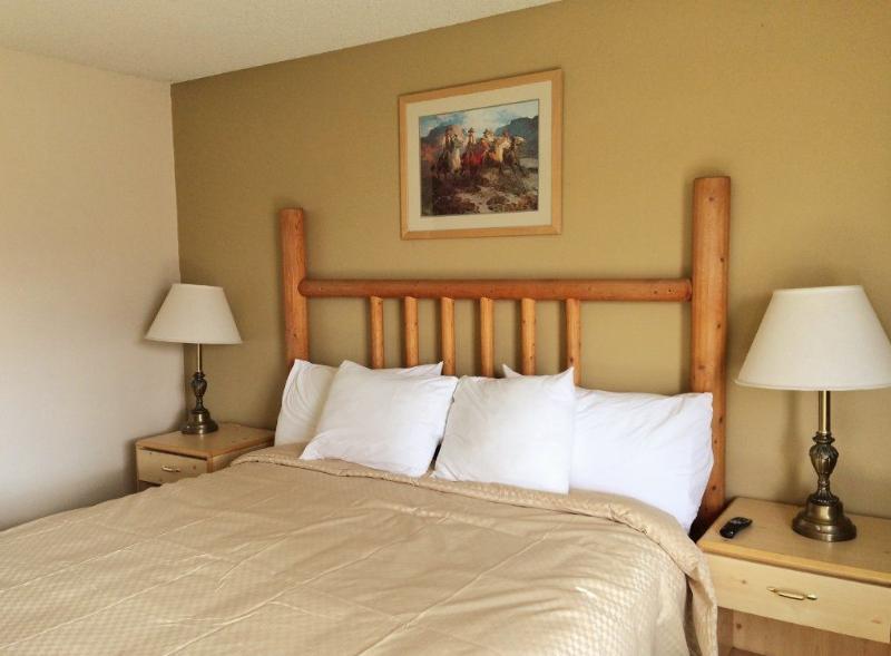 Rodeway Inn & Suites Battle Mountain Bagian luar foto