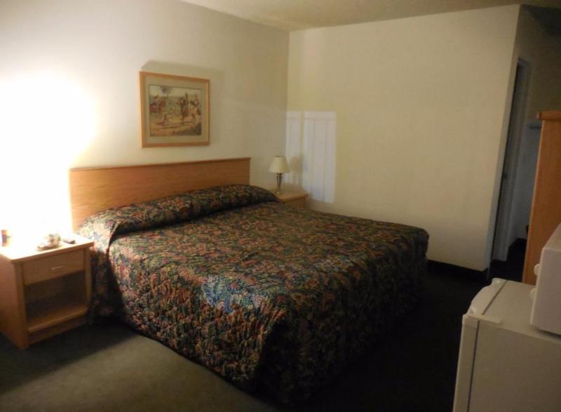 Rodeway Inn & Suites Battle Mountain Bagian luar foto